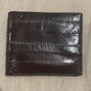 Sleek Dark Brown Leather Card Holder